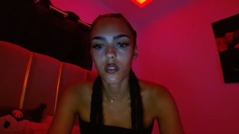 Snapshot of vickyyyx chatting on 07.15.26 Goddess Victory online show from 07.15.26