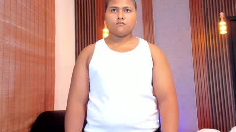 Snapshot of victor_flame_ chatting on 12.18.25 victor_flame_ online show from 12.18.25