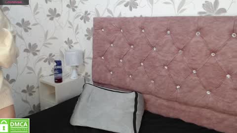 Victoria  online show from 01.24.25