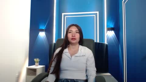 Victoria  online show from 09.10.25