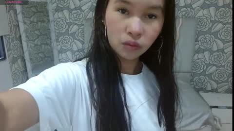 Snapshot of victoria1_tay chatting on 05.01.26 victoria1_tay online show from 05.01.26