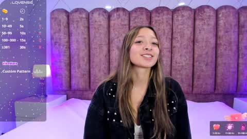 Snapshot of victoria_adams14 chatting on 01.11.25 Victoria for you online show from 01.11.25