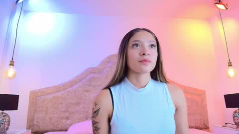 Snapshot of victoria_adams14 chatting on 11.13.25 Victoria for you online show from 11.13.25