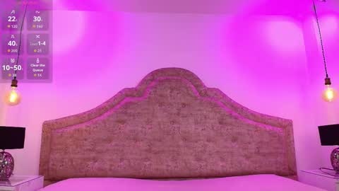 Snapshot of victoria_adams14 chatting on 11.17.25 Victoria for you online show from 11.17.25