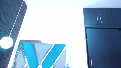 Victoria online show from 09.17.25