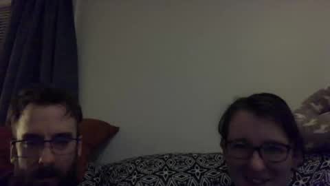 Victoria and Erian online show from 01.08.25