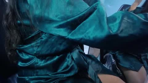 Victoria online show from 12.04.25