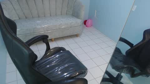 Victoria online show from 02.21.26