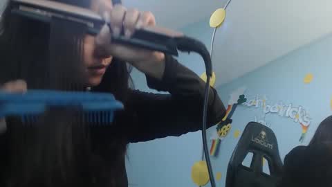 Victoria online show from 03.17.26