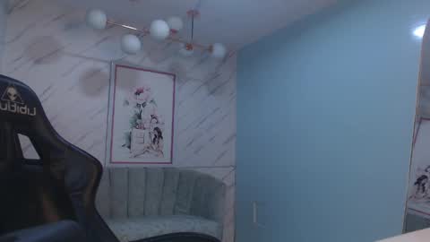 Victoria online show from 05.12.26