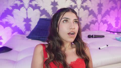 Snapshot of victoria_joliegb chatting on 01.16.25 Victoria Lozano online show from 01.16.25