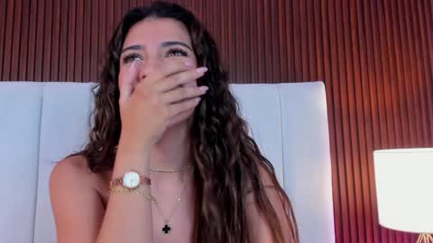 Snapshot of victoria_joliegb chatting on 01.30.25 Victoria Lozano online show from 01.30.25