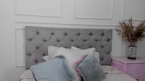 victoria_jonness online show from 12.21.25