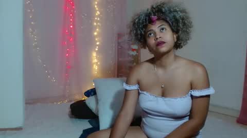 VICKY online show from 12.28.24