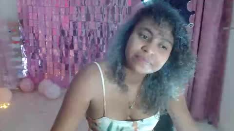 VICKY online show from 02.15.25