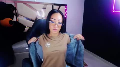 Victoria  online show from 03.01.25