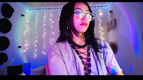 Victoria  online show from 03.09.25