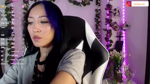 Victoria  online show from 09.09.25