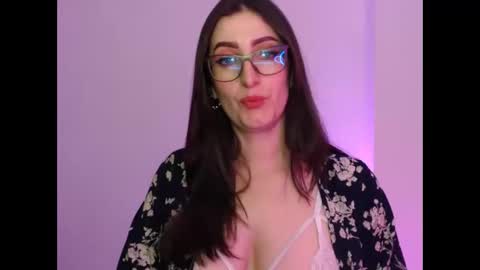 Victoria online show from 01.11.25