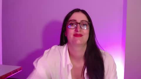 Victoria online show from 02.08.25