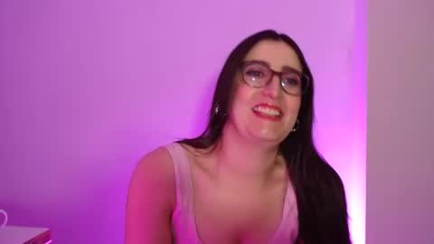 Victoria online show from 02.14.25