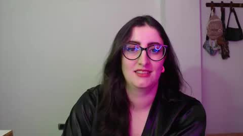 Victoria online show from 03.20.26