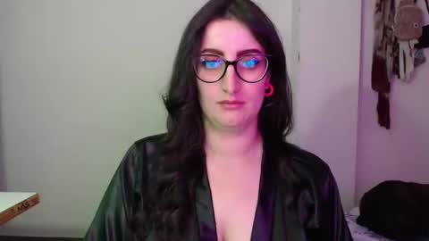 Victoria online show from 04.20.26