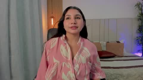 Snapshot of victoria_rossee chatting on 05.15.26 VICTORIA online show from 05.15.26