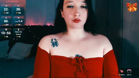 Snapshot of victoria_smile_ chatting on 12.24.24 Victoria online show from 12.24.24