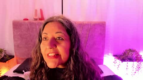 victoriaa_anderson_ online show from 05.27.26