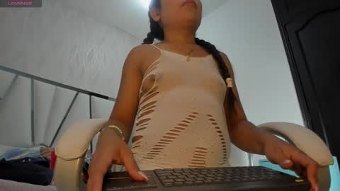 Victoria Sofia online show from 01.11.26