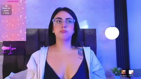 Victoria Andrade online show from 05.14.26