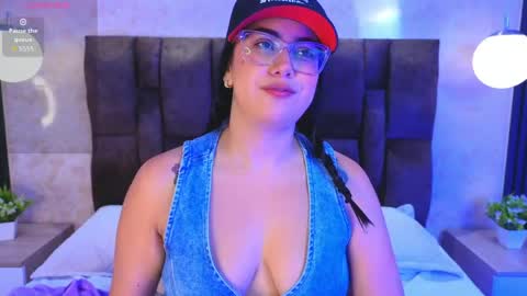 Victoria Andrade online show from 05.30.26