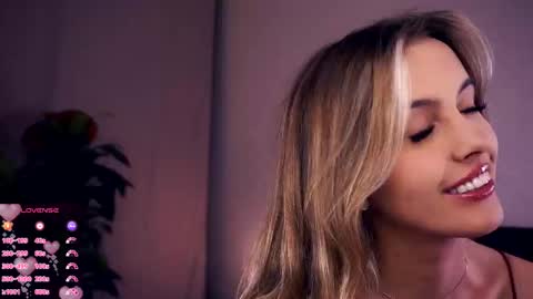 Anasteisha  Day Helen  Night online show from 10.05.25