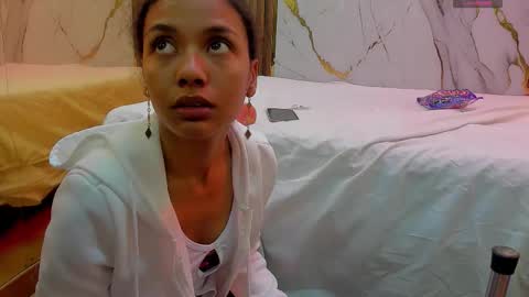 Victoria  online show from 12.15.25