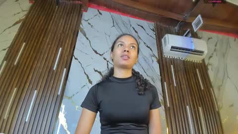 Victoria  online show from 12.20.25