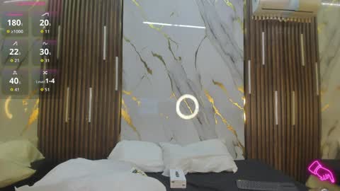 Victoria  online show from 04.04.26