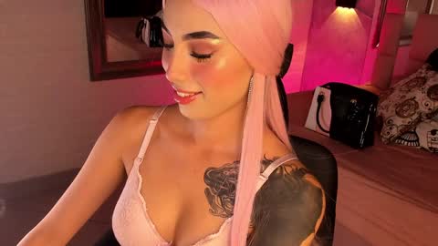 VICTORIA online show from 01.30.25