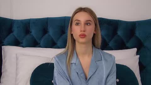 Victoria online show from 11.12.25