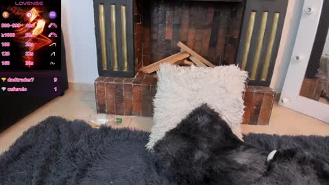 Snapshot of victoriajk chatting on 01.13.25 Victoria online show from 01.13.25