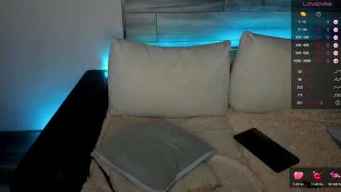 Victoria online show from 02.03.25