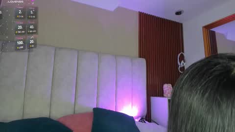 Maria Victoria online show from 12.04.25