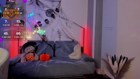 Viktoria online show from 10.31.25