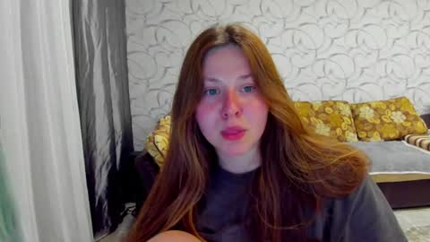 Snapshot of victoriassecrets_ chatting on 06.23.26 victoriassecrets_ online show from 06.23.26