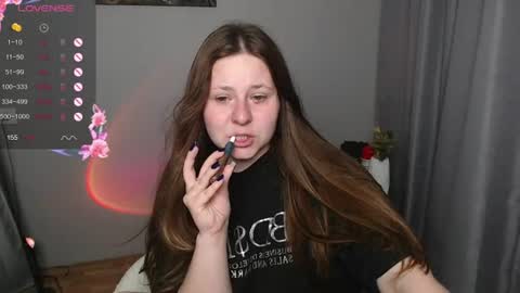 Snapshot of victoriassecrets_ chatting on 07.16.26 victoriassecrets_ online show from 07.16.26
