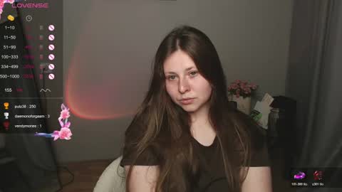 Snapshot of victoriassecrets_ chatting on 07.28.26 victoriassecrets_ online show from 07.28.26