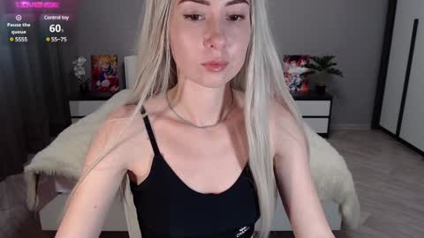 VictoriaTiger online show from 12.04.24