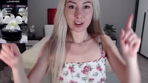 VictoriaTiger online show from 12.27.24