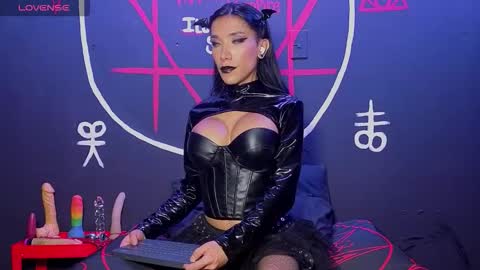 Snapshot of victoriavampire666 chatting on 09.20.25 Victoria Vampire online show from 09.20.25