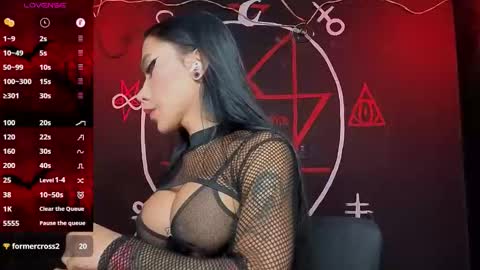 Snapshot of victoriavampire666 chatting on 11.20.25 Victoria Vampire online show from 11.20.25